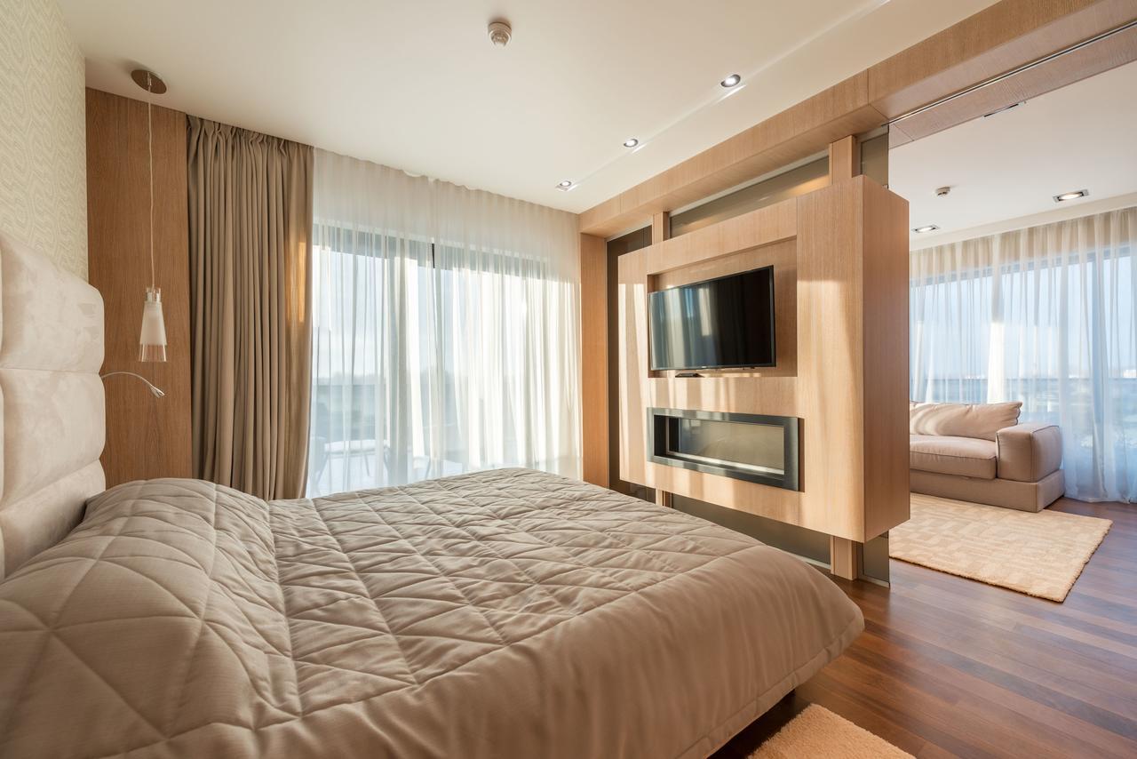 Riviera Zoloche Resort & Spa Vishenki  Bagian luar foto